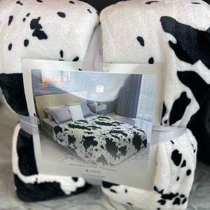 New King Size Super Soft Flannel Blanket double sided Cow print Black/White